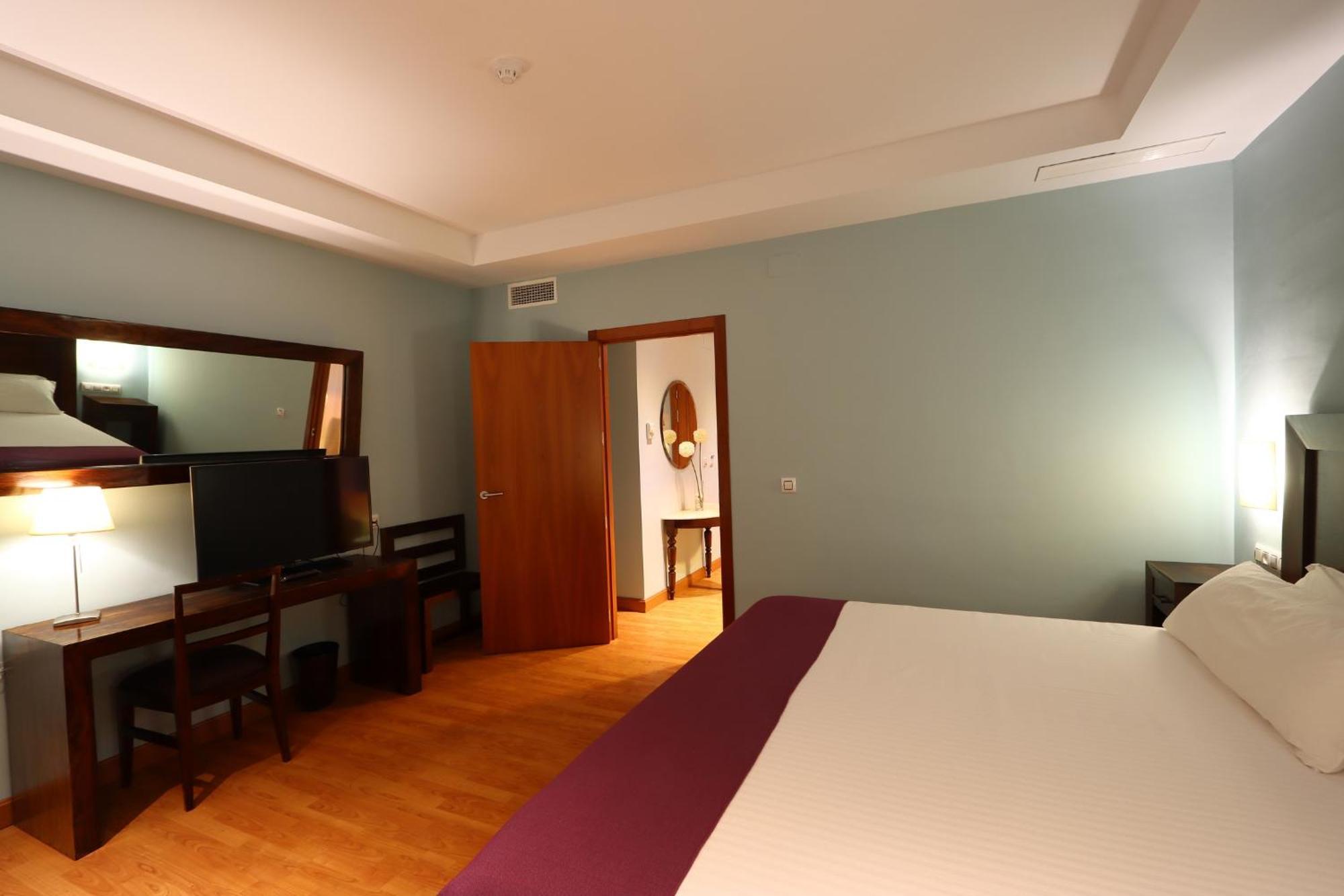 Gran Hotel Aqualange - Balneario De Alange Room photo
